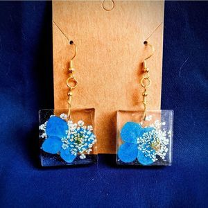 Pressed Flower Dangle Earrings.